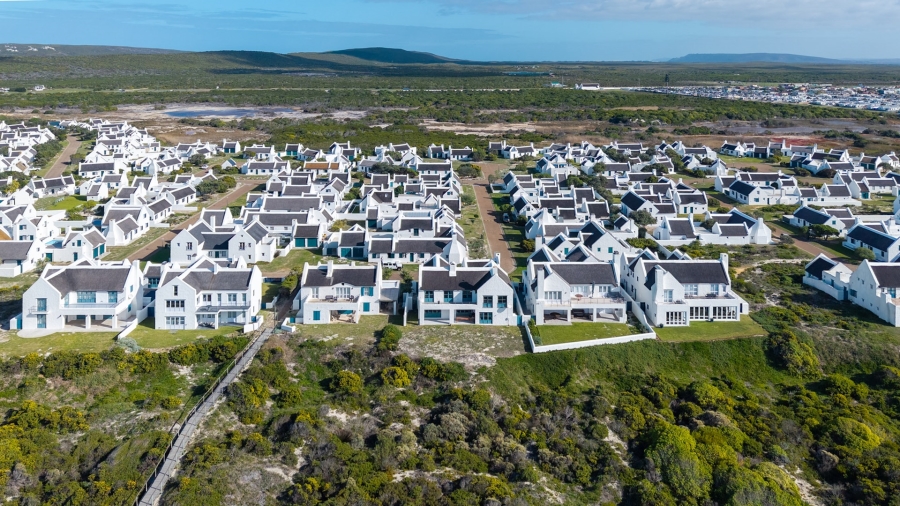 6 Bedroom Property for Sale in Struisbaai Western Cape